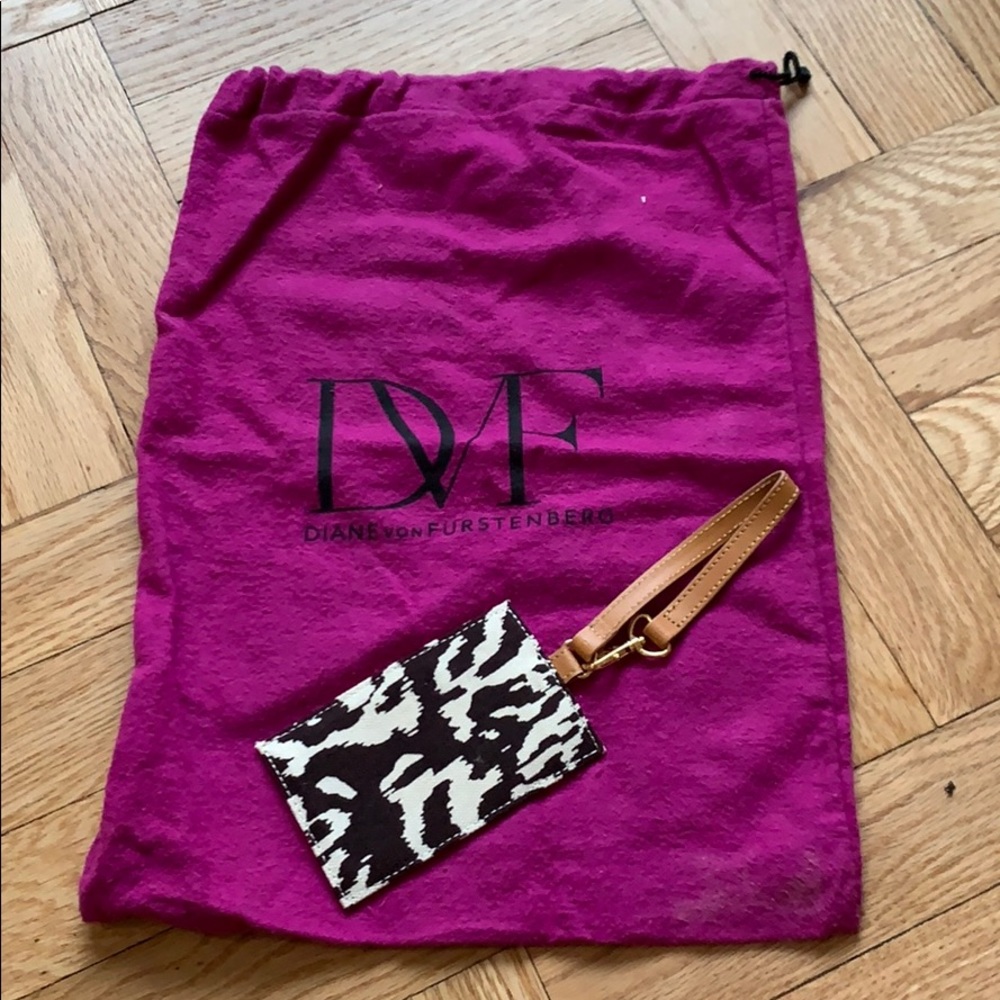 DVF Dust Bag + Luggage Tag